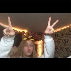 Meet your Posher, Abby